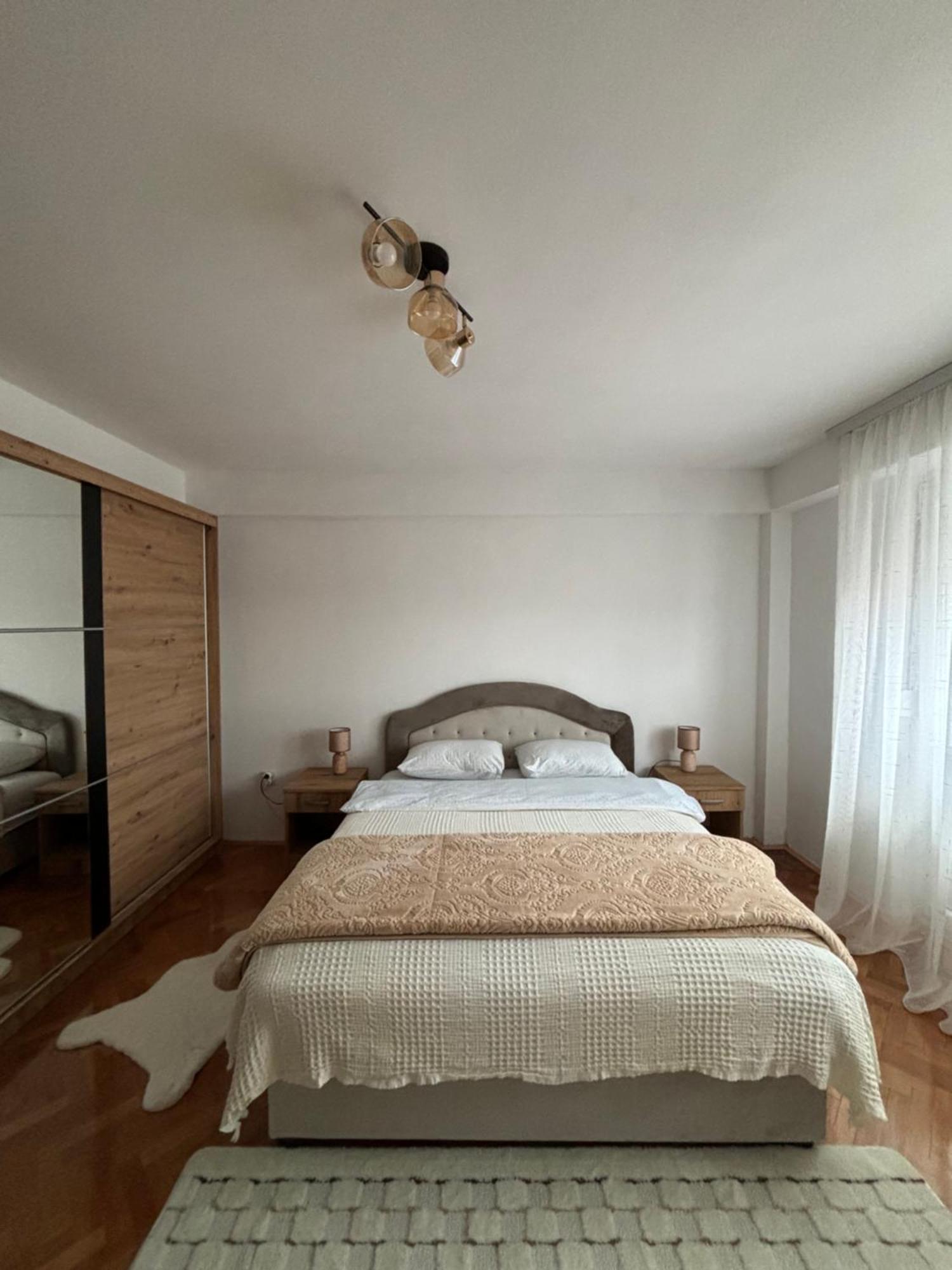 Apartman Dbb Nikšić Exteriör bild